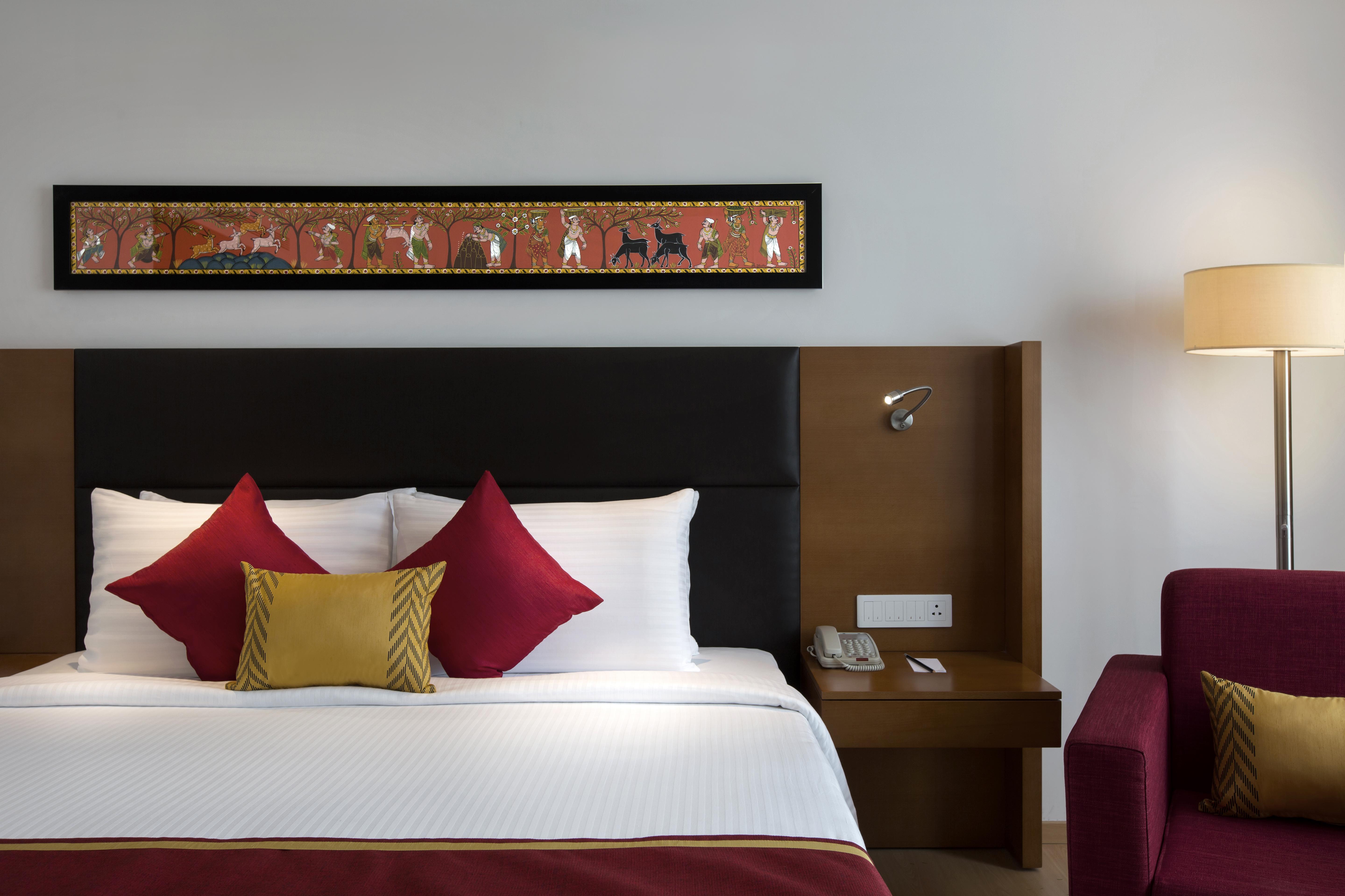 Mercure Hyderabad Kcp Banjara Hills, An Accor Hotel Exterior photo A room at the Taj Bengal