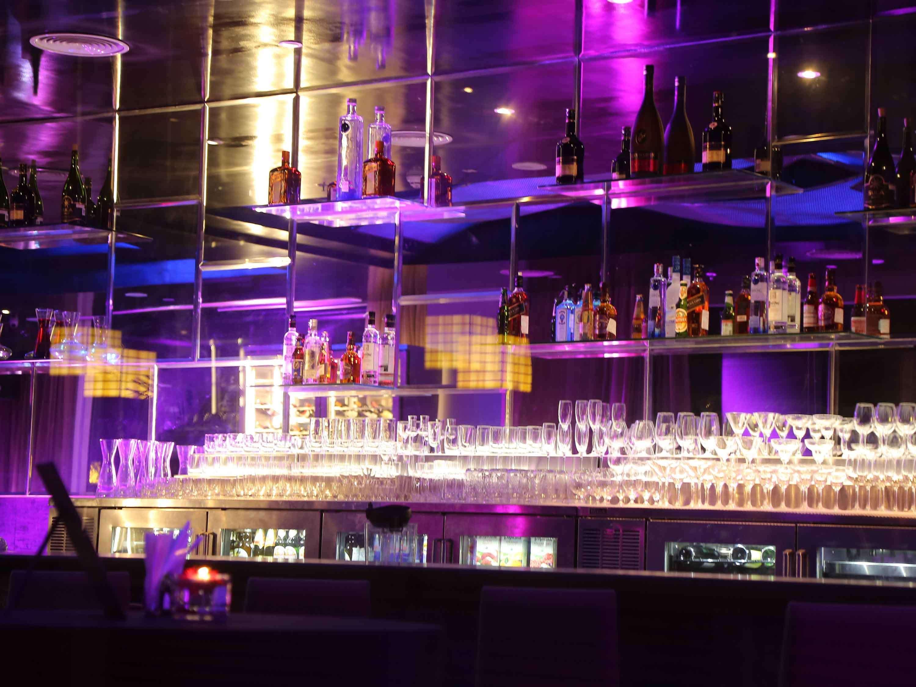 Mercure Hyderabad Kcp Banjara Hills, An Accor Hotel Exterior photo The bar at the nightclub