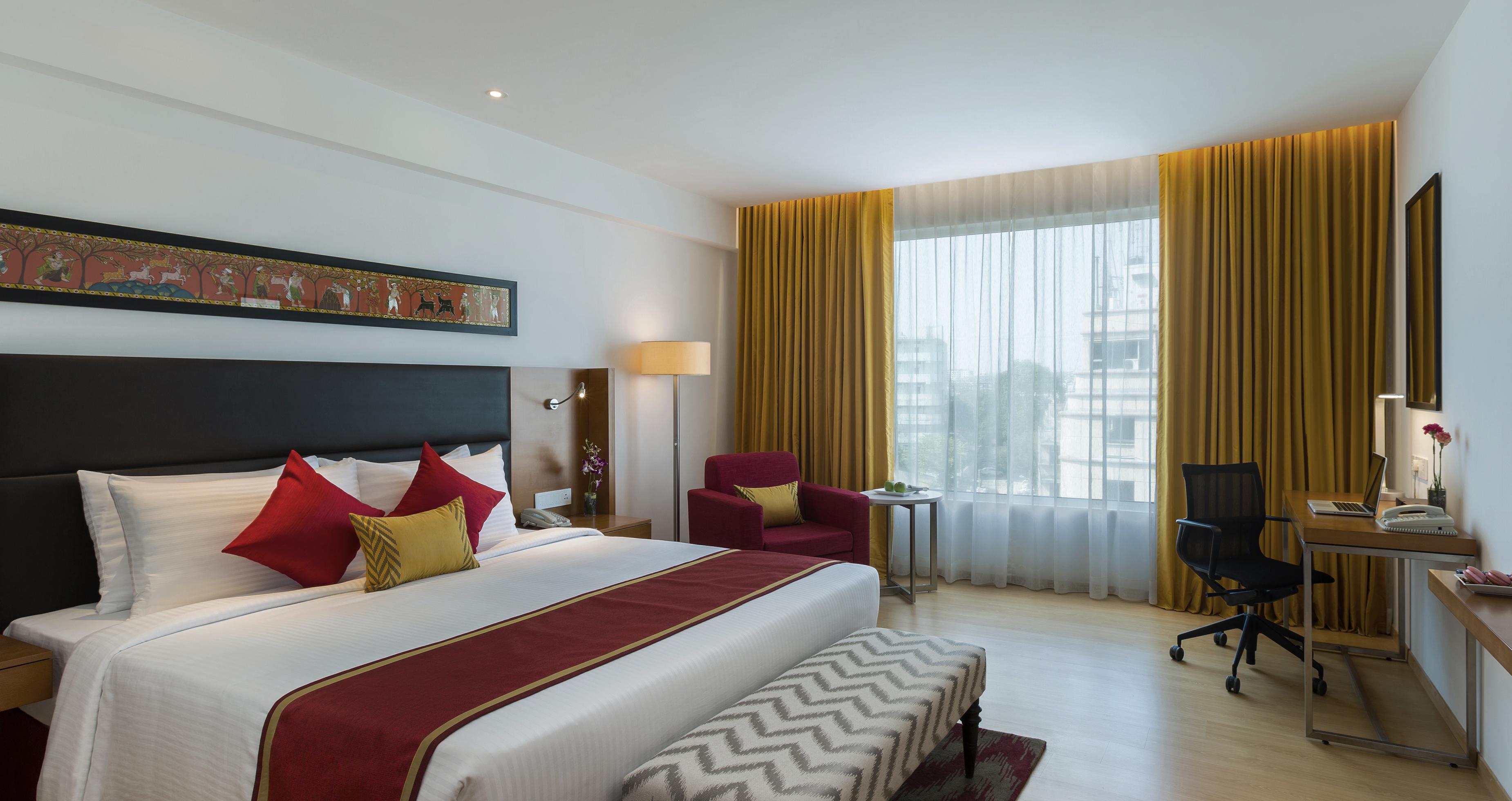 Mercure Hyderabad Kcp Banjara Hills, An Accor Hotel Exterior photo A room at the hotel