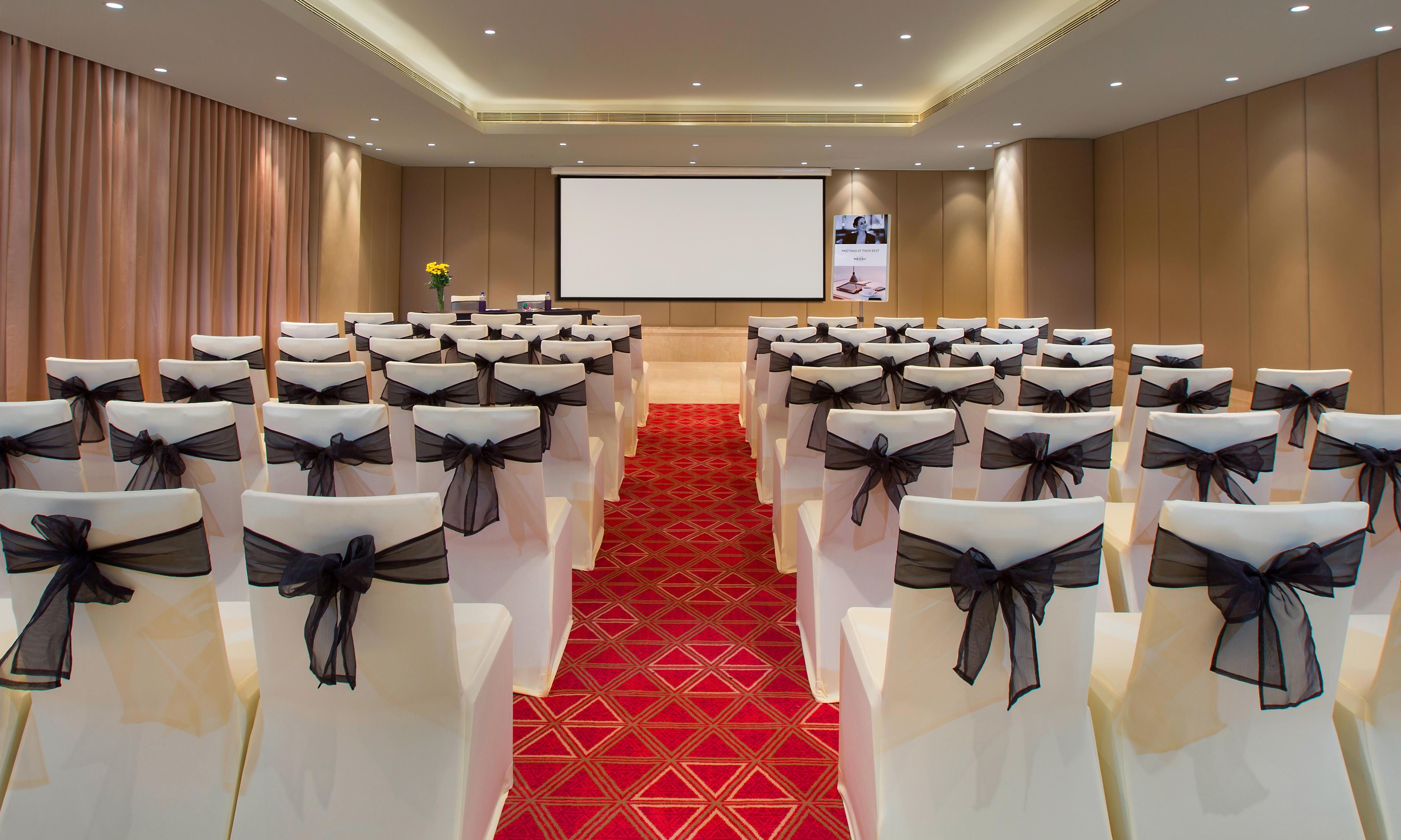 Mercure Hyderabad Kcp Banjara Hills, An Accor Hotel Exterior photo Meeting room