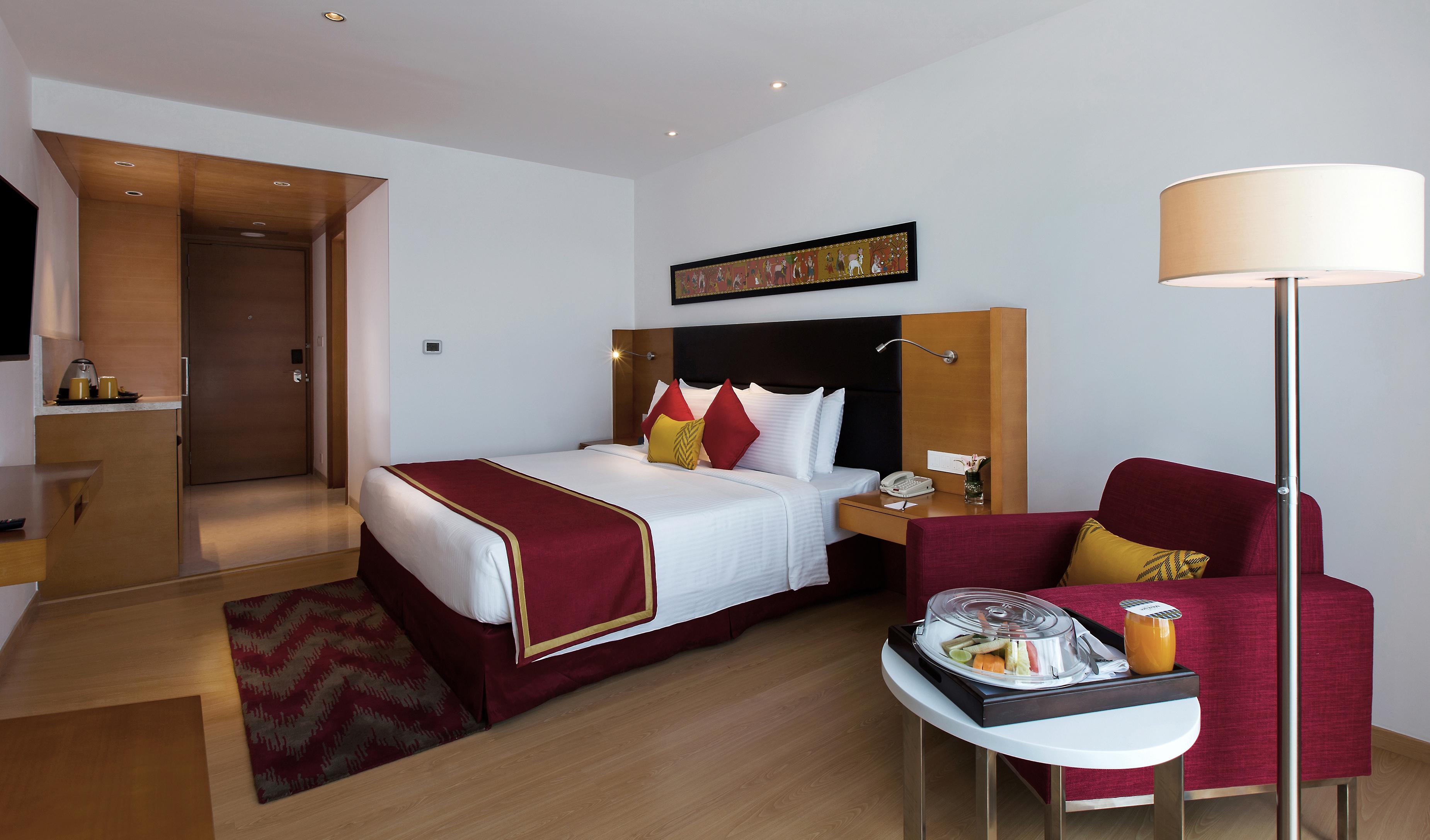 Mercure Hyderabad Kcp Banjara Hills, An Accor Hotel Exterior photo A room at the Taj Bengal