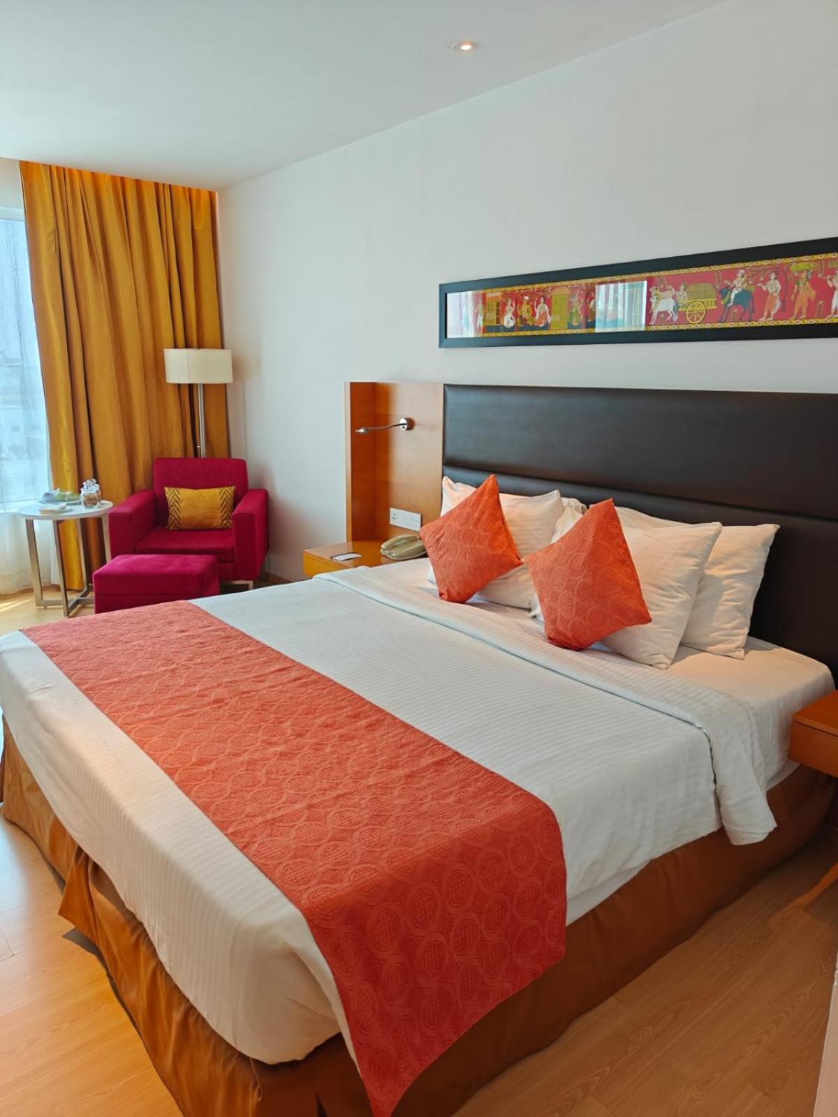 Mercure Hyderabad Kcp Banjara Hills, An Accor Hotel Exterior photo